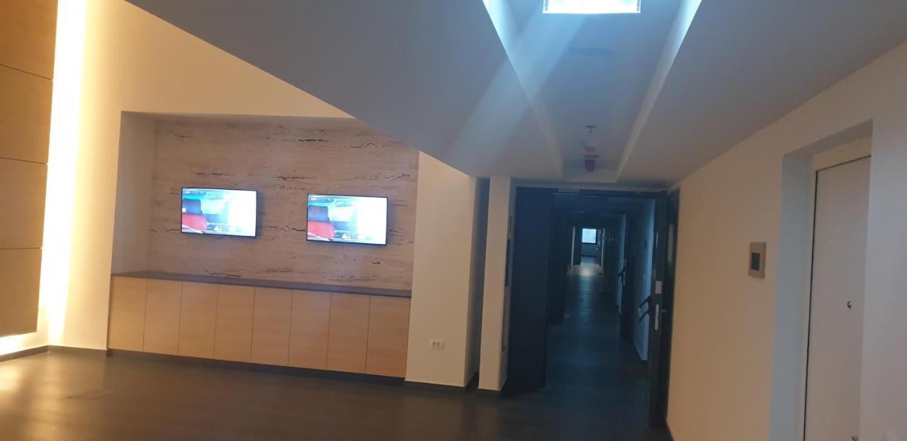 Golden - Private Parking Apartament *